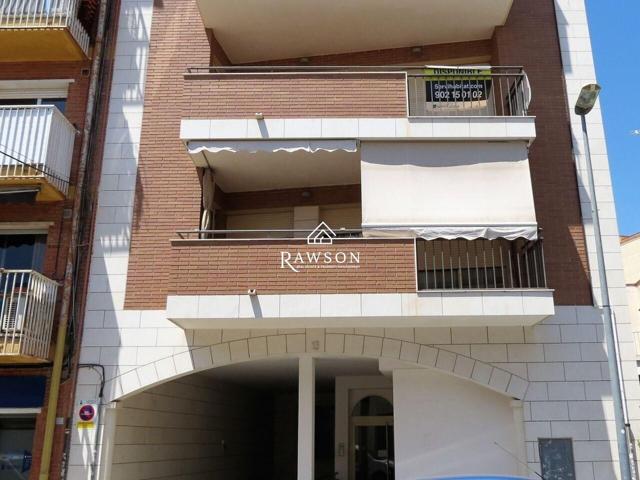 Local commercial en venta en el centro de Torredembarra photo 0