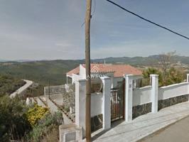 Casa a la venta en la Bisbal del Penedes photo 0