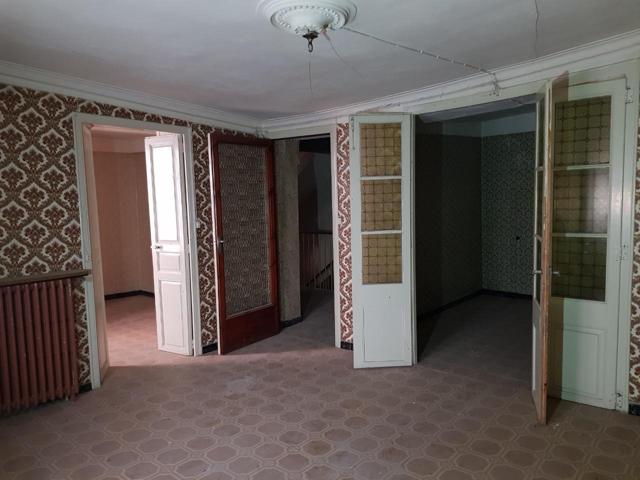 Vivienda en venta en Flix, Tarragona photo 0