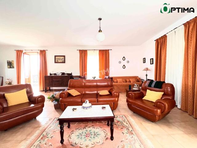 Casa En venta en A Estrada photo 0
