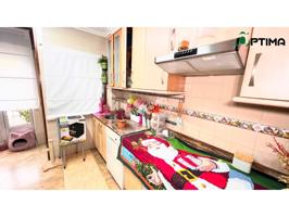 Piso En venta en Ribeira photo 0