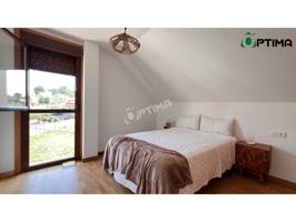 Piso En venta en Ribeira photo 0
