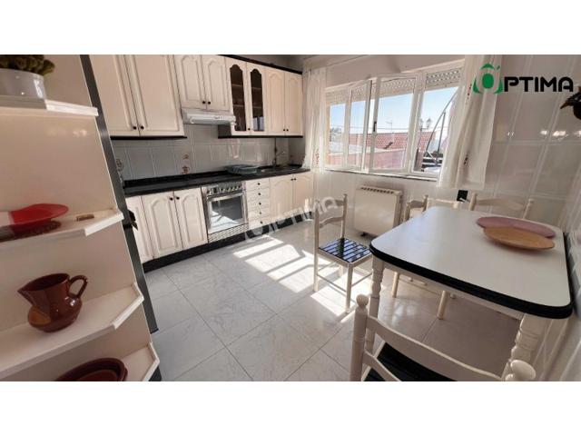 Piso En venta en Muros photo 0