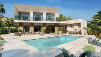 Parcela con proyecto: Villa moderna con piscina privada. photo 0