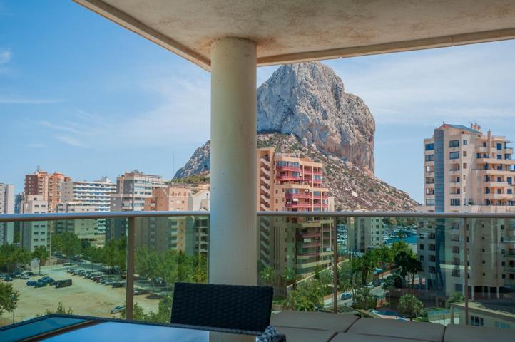 Piso especial, listo para entrar a vivir con vistas al mar en el centro de Calpe photo 0