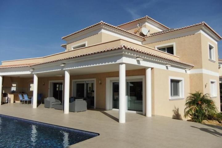 Precioso chalet en la muy solicitada zona de Casanova photo 0