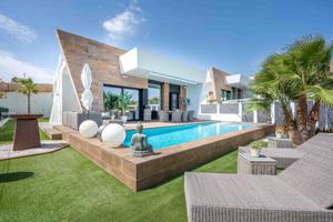 Casa En venta en Alicante, Finestrat photo 0