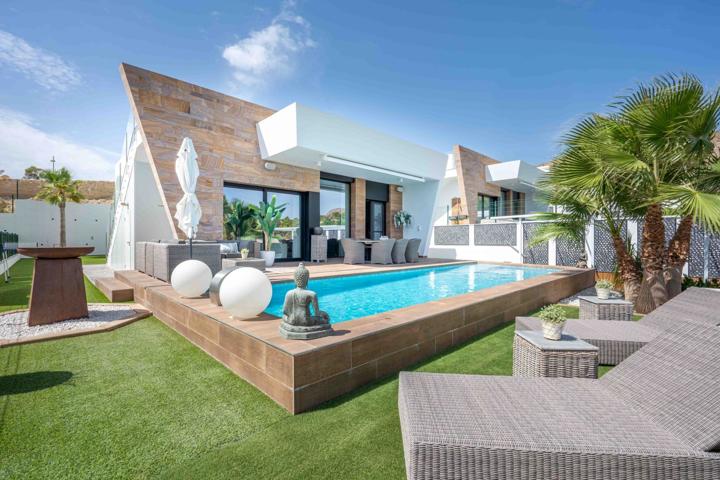 Casa En venta en Alicante, Finestrat photo 0