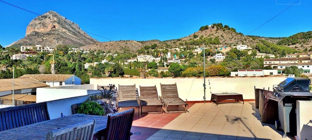 Unifamiliar Pareada En venta en Centro Ciudad, Jávea - Xàbia photo 0