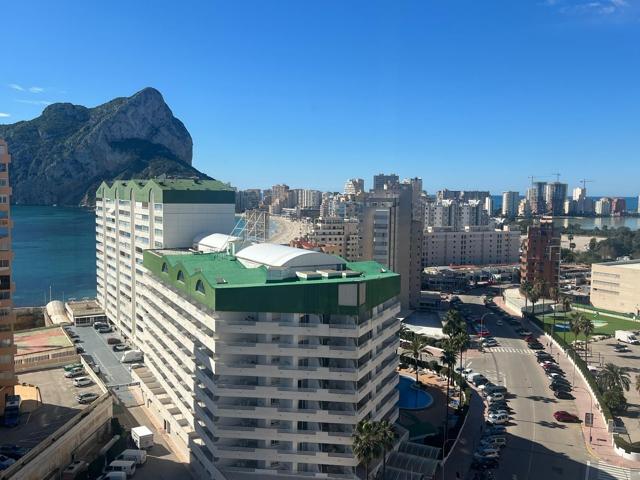 Apartamento + garaje muy soleado, céntrico y con vistas al mar photo 0