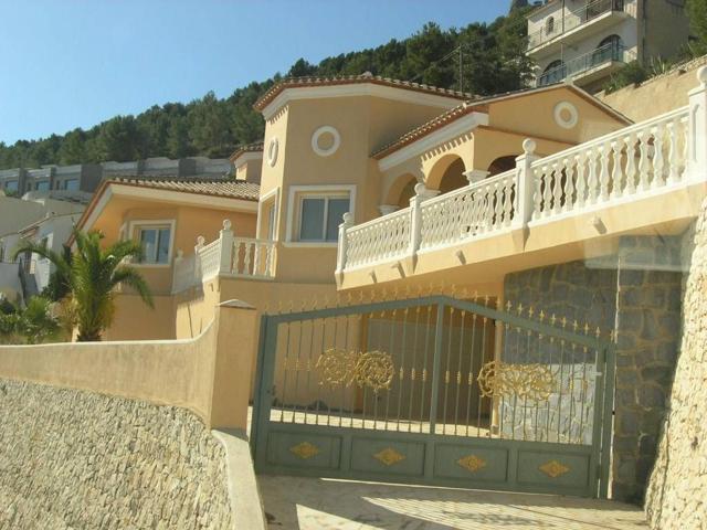 Casa En venta en Calpe, Calpe photo 0