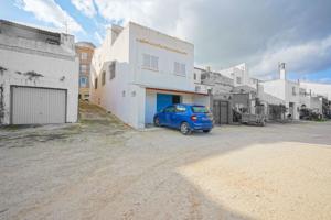 Unifamiliar Pareada En venta en Benissa Pueblo, Benissa photo 0