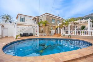 Oficina En venta en Calpe, Calpe photo 0