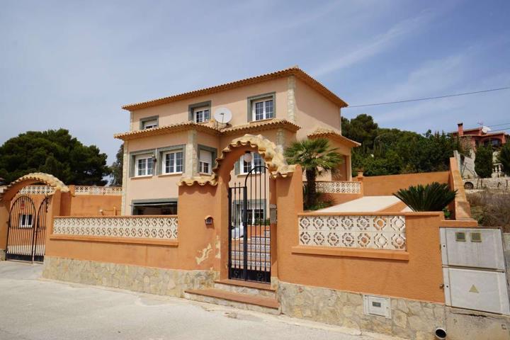 Casa En venta en Calpe, Calpe photo 0