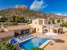 Casa En venta en Calpe, Calpe photo 0
