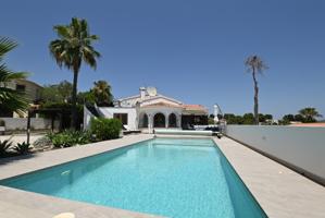 Casa En venta en El Portet, Moraira photo 0