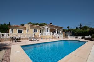 Casa En venta en Centro Ciudad, Jávea - Xàbia photo 0
