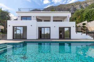 Casa En venta en El Montgó, Denia photo 0