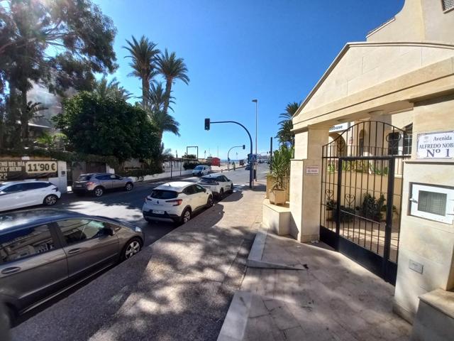Apartamento PRIMERO LINEA TORREVIEJA Playa los Locos photo 0