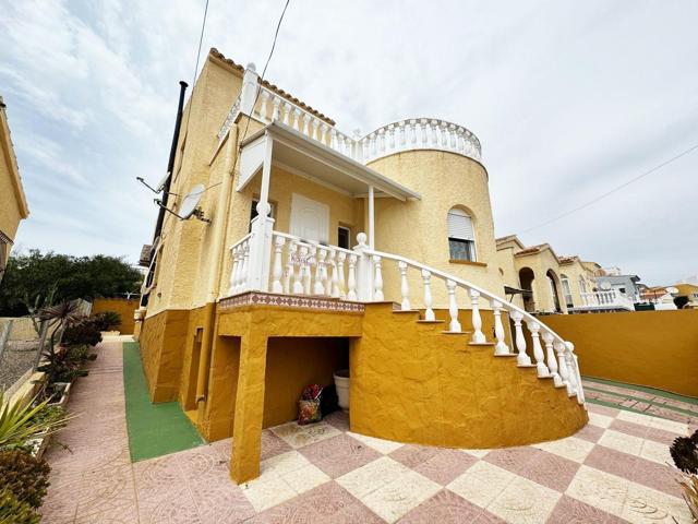 Villa en La Marina -San Fulgencio photo 0