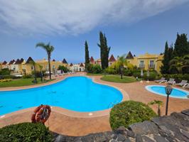 Apartamento con terraza y patio en La Quinta, Santa Úrsula photo 0