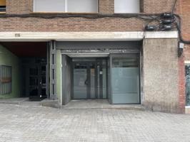 Oficina En venta en El Guinardó, Barcelona photo 0