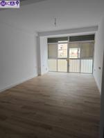 Piso en venta en Av. San Severiano (Cádiz) photo 0