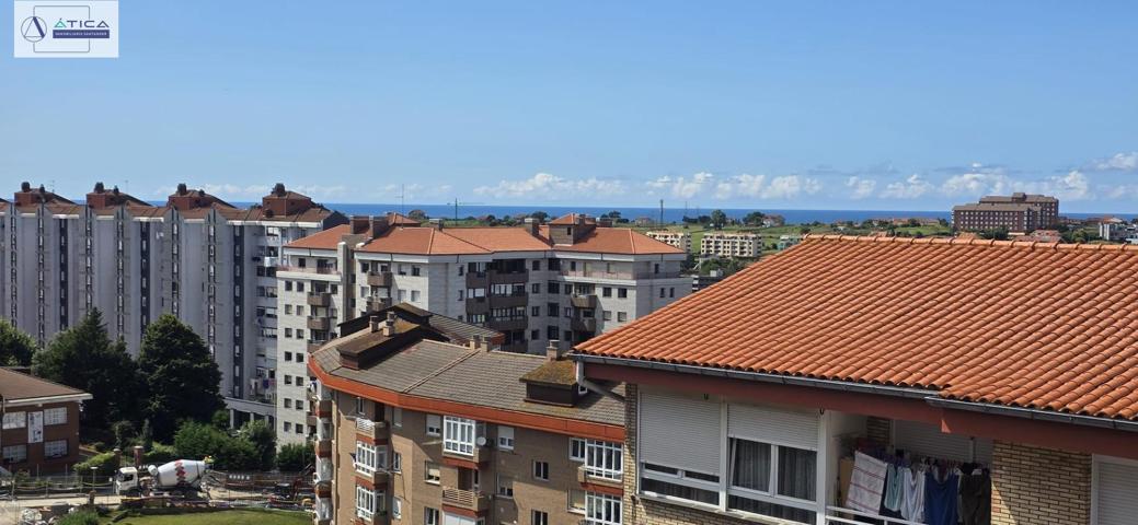 Piso muy luminoso situado en una zona estrategica de la ciudad. photo 0