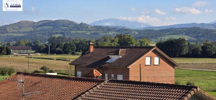 Piso en Hoznayo con Vistas Espectaculares y Piscina Comunitaria photo 0