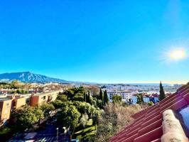 Fantástico ático en venta en San Pedro de Alcántara – ¡Vistas panorámicas y ubicación ideal! photo 0