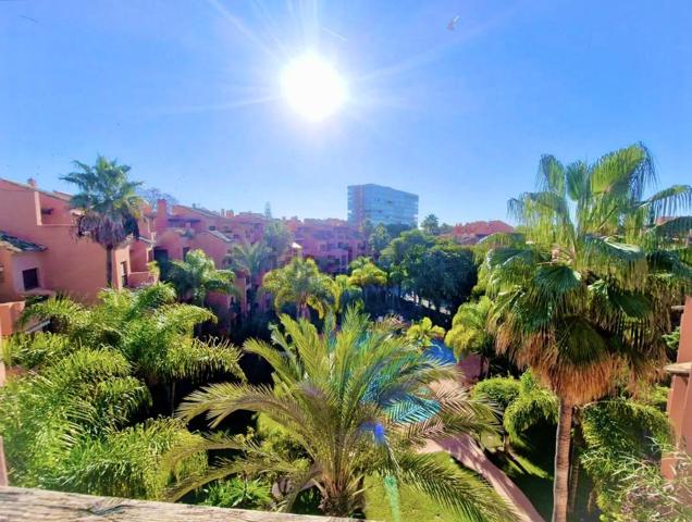 Exclusivo Ático Dúplex en Alicate Playa, Marbella photo 0