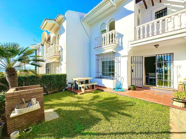 ¡Oportunidad única! Vivienda vacacional en primera línea de playa photo 0