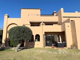 Amplio Apartamento de Lujo en Planta Baja con Terraza Soleada – Ubicación Privilegiada en Estepona. photo 0