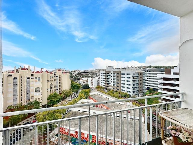 Oportunidad de Vivienda en el Corazón de Estepona - Con Reforma Necesaria photo 0