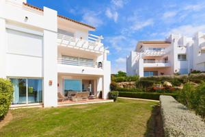 EXCLUSIVO APARTAMENTO EN PLANTA BAJA EN ALCÁZABA LAGOON – CASARES photo 0