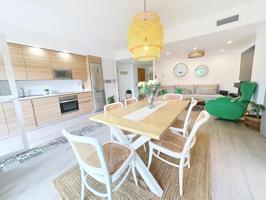 ¡Amplio apartamento en planta baja con acceso directo a la piscina y a pocos minutos de la playa! photo 0