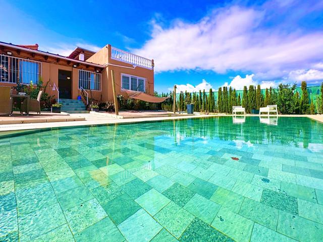 Exclusiva Villa en Estepona, Zona Buenas Noches - Oportunidad Única photo 0