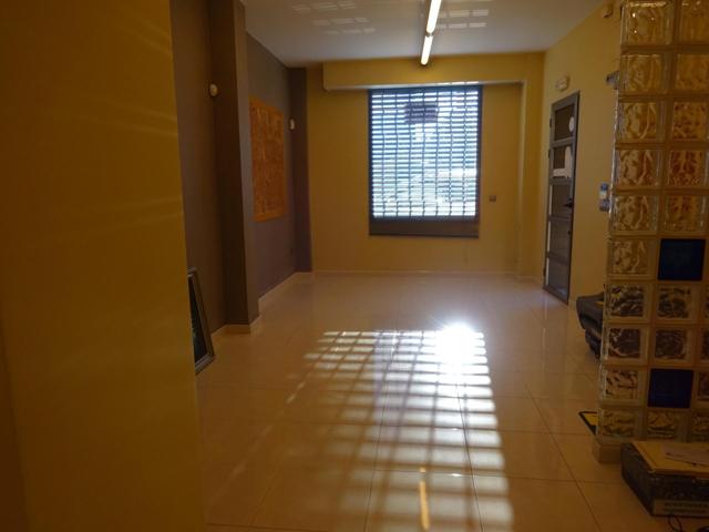 LOCAL EN VENTA ESQUINERO photo 0