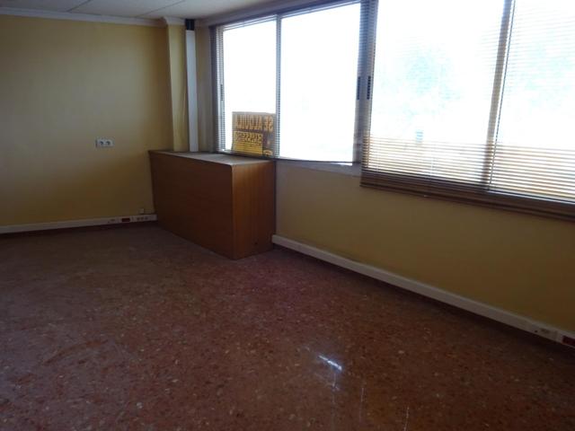 ENTRESUELO EN VENTA EN GRAN AVENIDA EN VILA-REAL photo 0