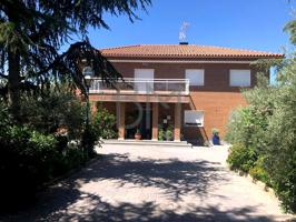 Casa - Chalet en venta en Pioz de 647 m2 photo 0