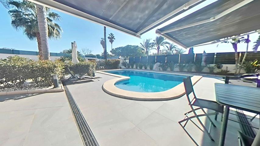 Casa - Chalet en venta en Frank Espinos de 980 m2 photo 0