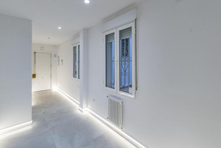 Piso en venta en Madrid de 104 m2 photo 0