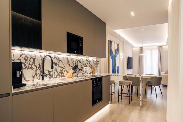 Piso en venta en Madrid de 84 m2 photo 0