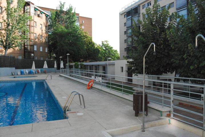 Piso en alquiler en Madrid de 124 m2 photo 0