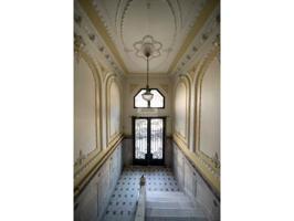 Piso En venta en Barcelona photo 0