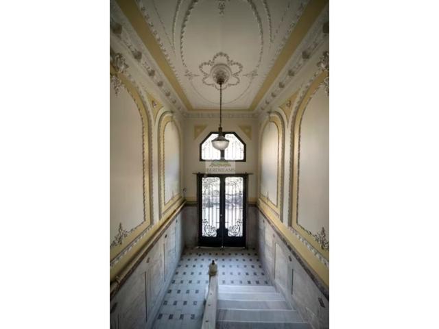 Piso En venta en Barcelona photo 0