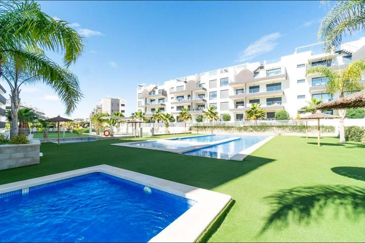 Apartamento de 2 dormitorios en Villamartín photo 0