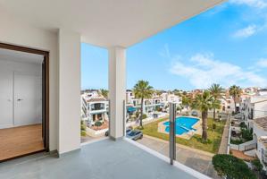 Piso En venta en Villamartín-Las Filipinas, Orihuela Costa photo 0
