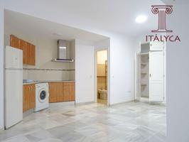 Estudio en calle Relator photo 0
