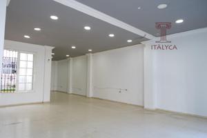 Local comercial en alquiler en Alameda de Hércules photo 0